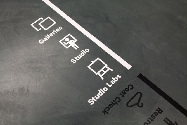 The wayfinding uses the system of icons.