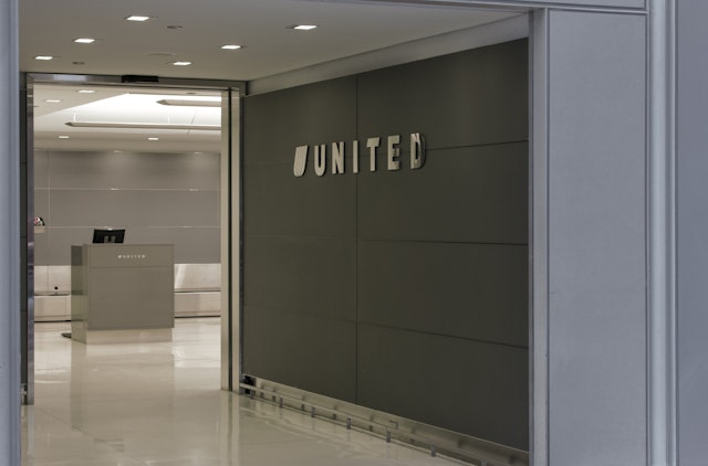 United Airlines global reception