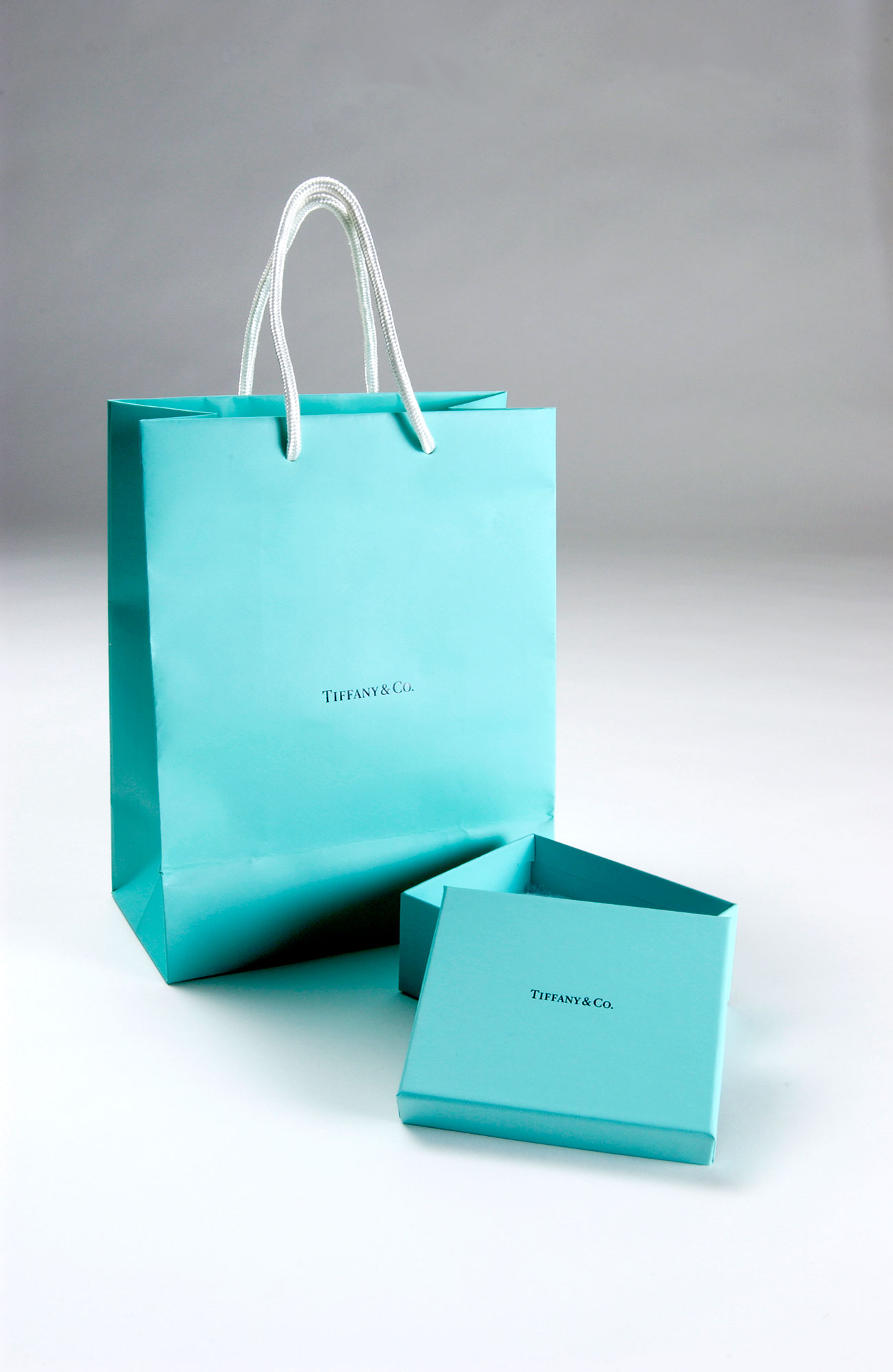 tiffany & co bags and boxes